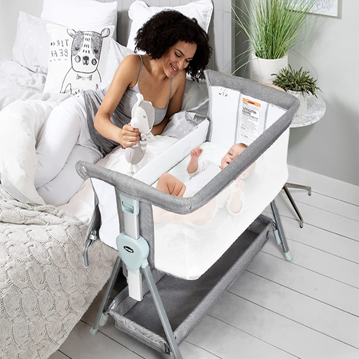 Baby Bassinet Bedside Sleeper with Spine Protecting Support OLAKIDS